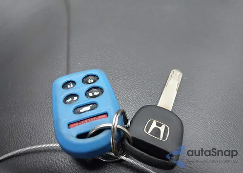 2009 Honda Odyssey Ex-L z USA, uszkodzony, nr VIN 5FNRL38629B402478